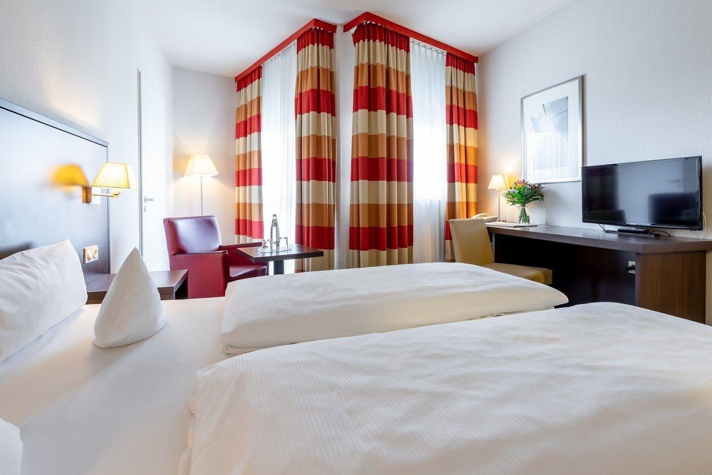 Trip Inn Frankfurt Nordwestzentrum Francfort-sur-le-Main Extérieur photo