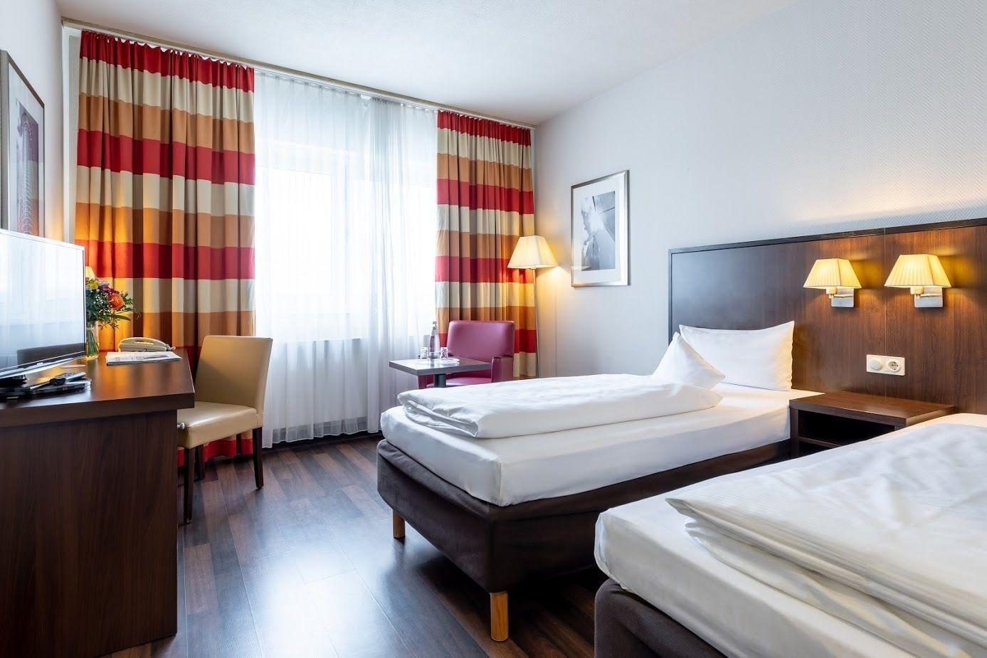 Trip Inn Frankfurt Nordwestzentrum Francfort-sur-le-Main Extérieur photo