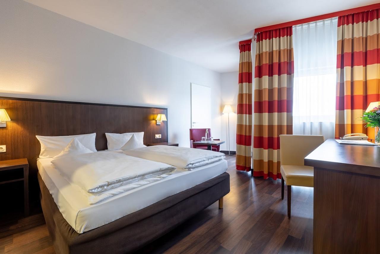 Trip Inn Frankfurt Nordwestzentrum Francfort-sur-le-Main Extérieur photo